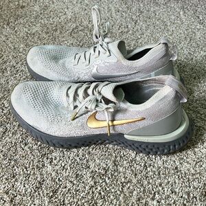 Women’s Nike react flyknits